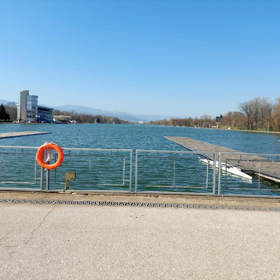 Rowing Base Apartment 플로브디프 외부 사진